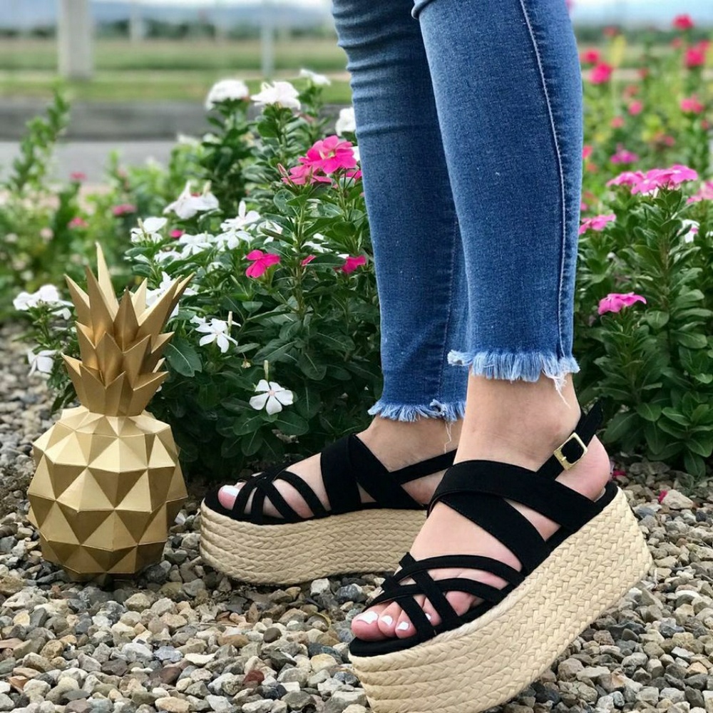 Women's platform - Picture 2 of 4